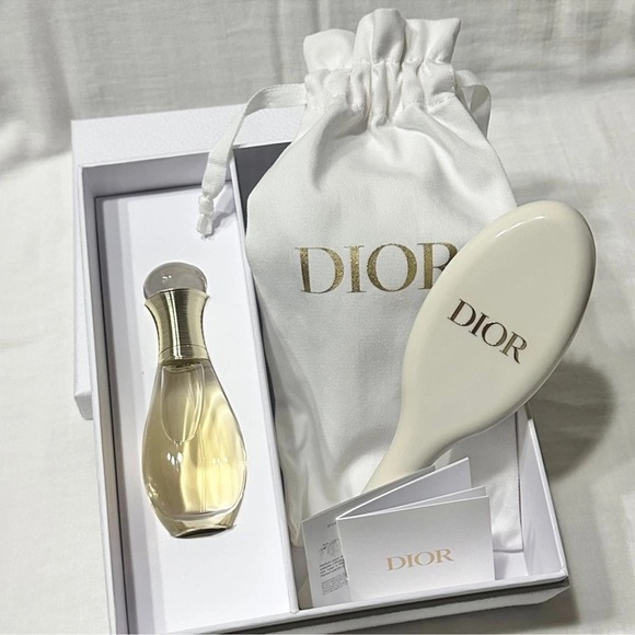 Dior Other - Brand new - Dior J’Adore Hair Mist and Hair Brush Gift Set